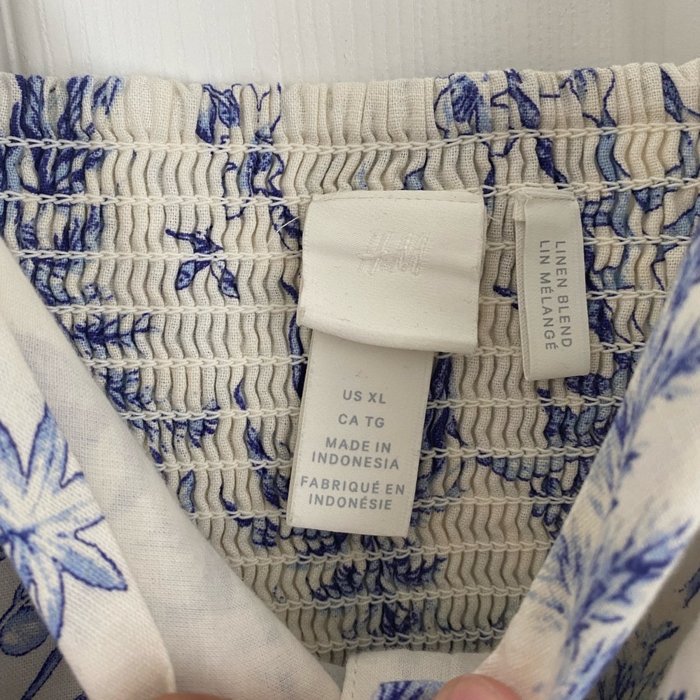 Very cute blue and white floral summer dress